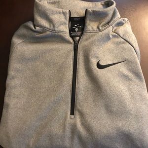 Nike DRI-FIT Fleece